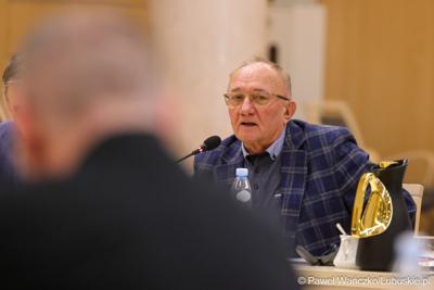 Uczestnicy obrad Regionalnej Rady ds. Energetyki, w Sali Kolumnowej Urzędu Marszalkowskiego Województwa Lubuskiego w Zielonej Górze