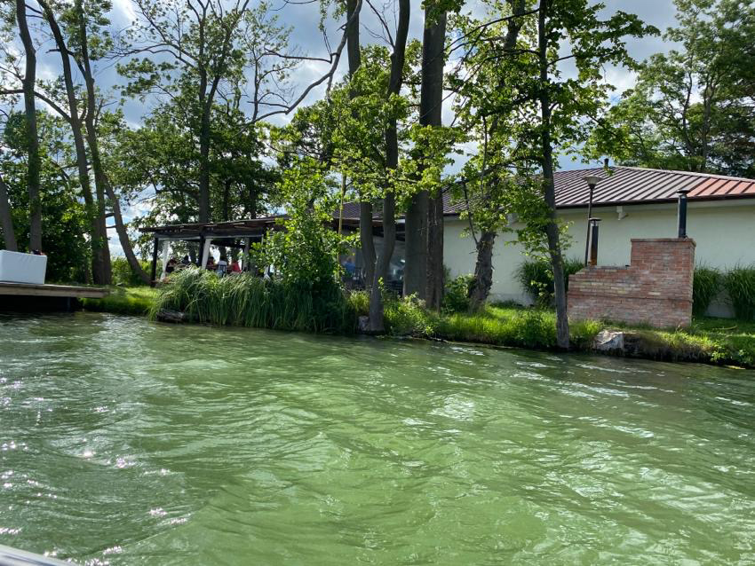 Jezioro w Lubniewicach