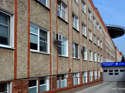 Wjazd do Szpitalnego Oddziału Ratunkowego Szpitala Uniwersyteckiego