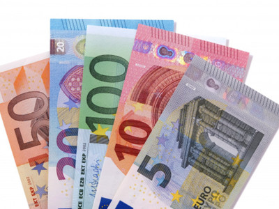Ilustracja do aktulności-banknoty