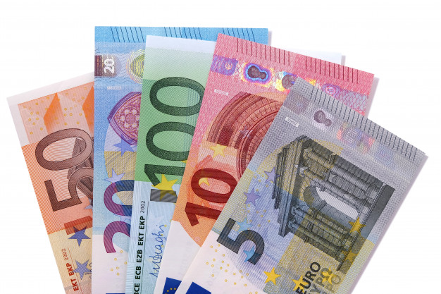 Ilustracja do aktulności-banknoty