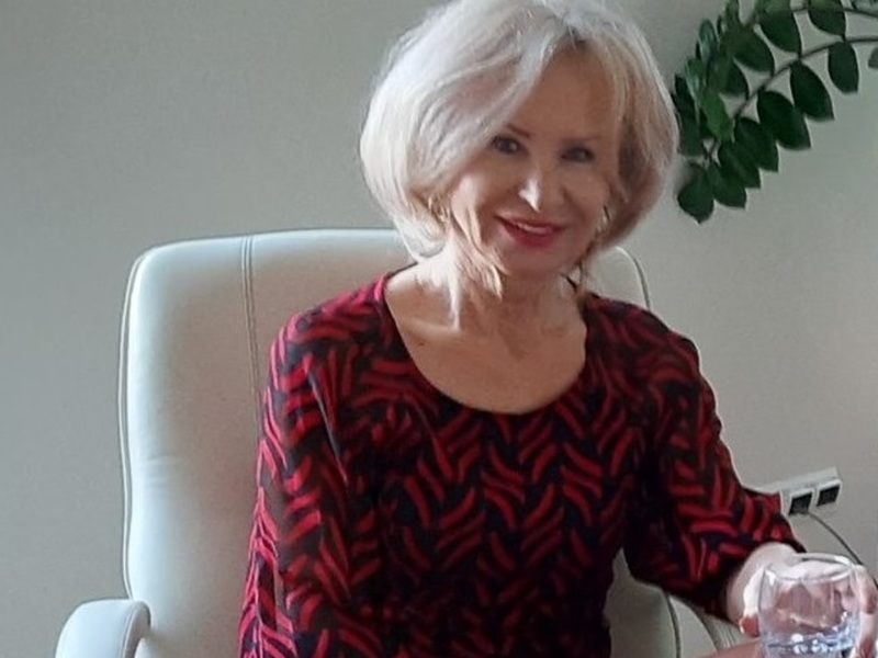 Radna SWL Aleksandra Mrozek w trakcie dyżuru.
