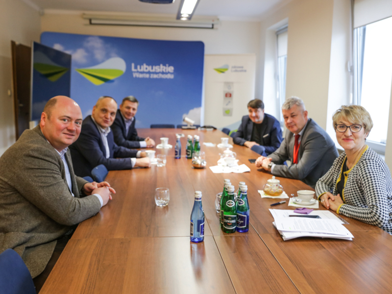 Spotkanie prezesów szpitali z marszałek Elżbietą Anną Polak