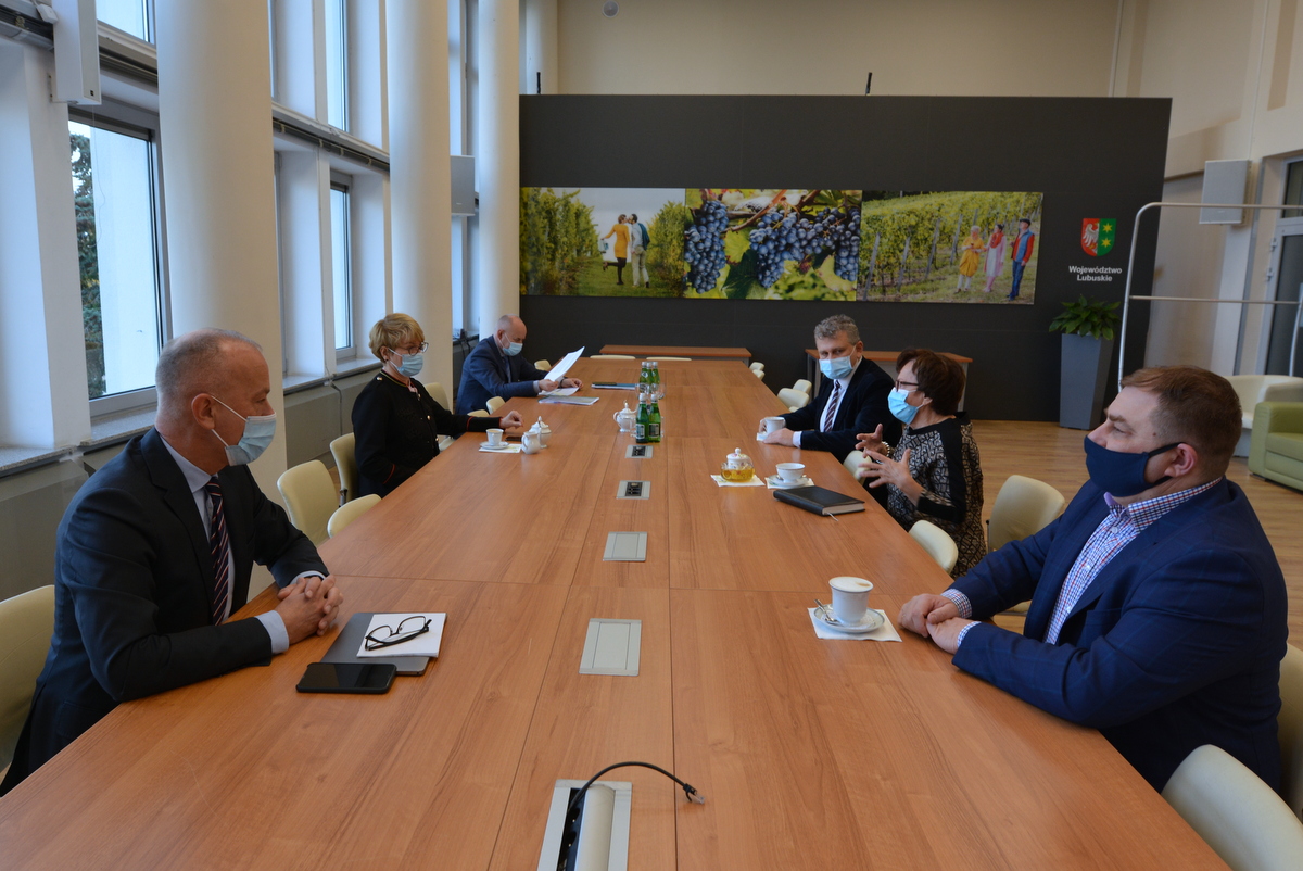 Spotkanie w sprawie remontu kotłowni szpitala w Nowej Soli
