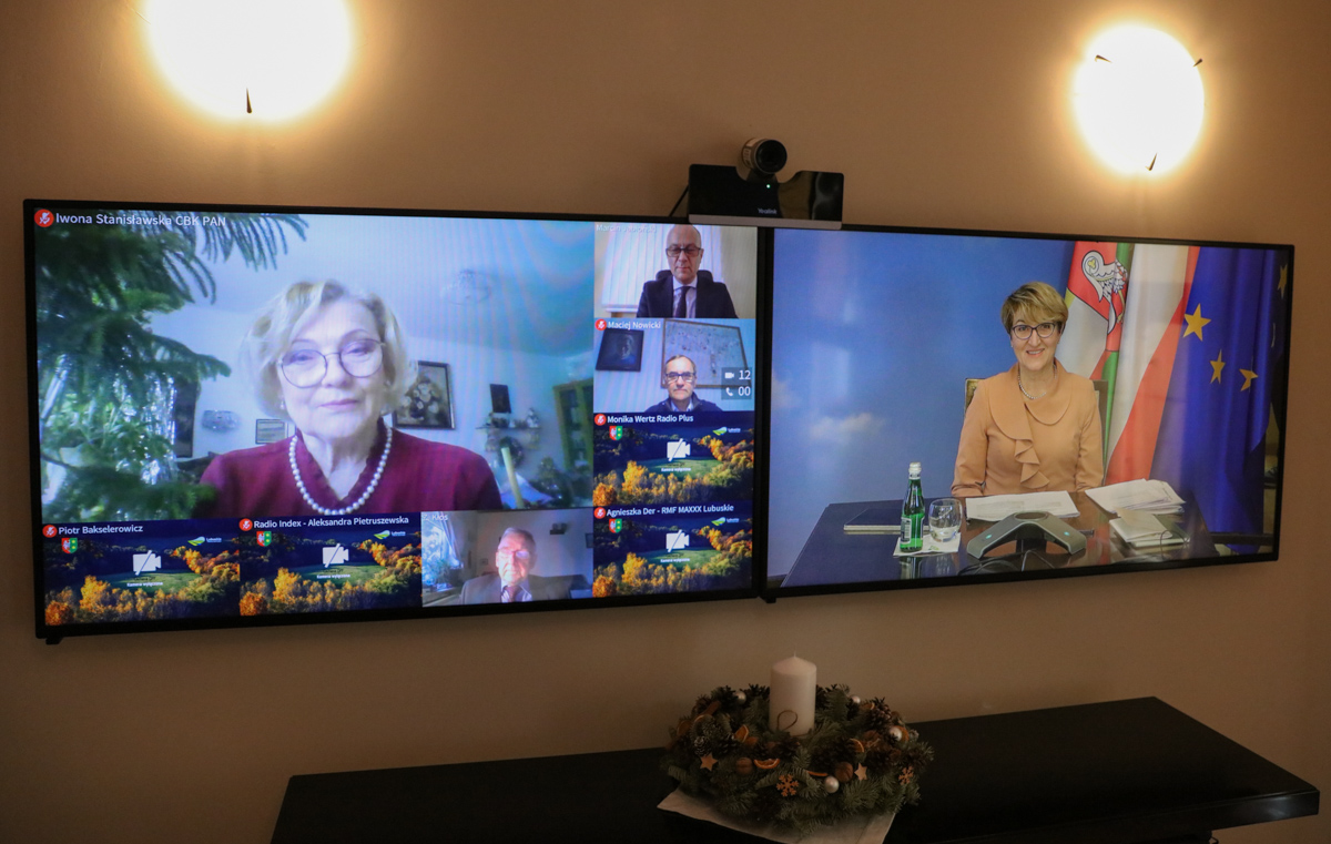 Centrum Badań Kosmicznych otrzyma od samorządu województwa dotację w wysokości 436 tys. zł. Pieniądze pomogą instytutowi Polskiej Akademii Nauk w prowadzeniu podstawowej działalności naukowo-badawczej. 