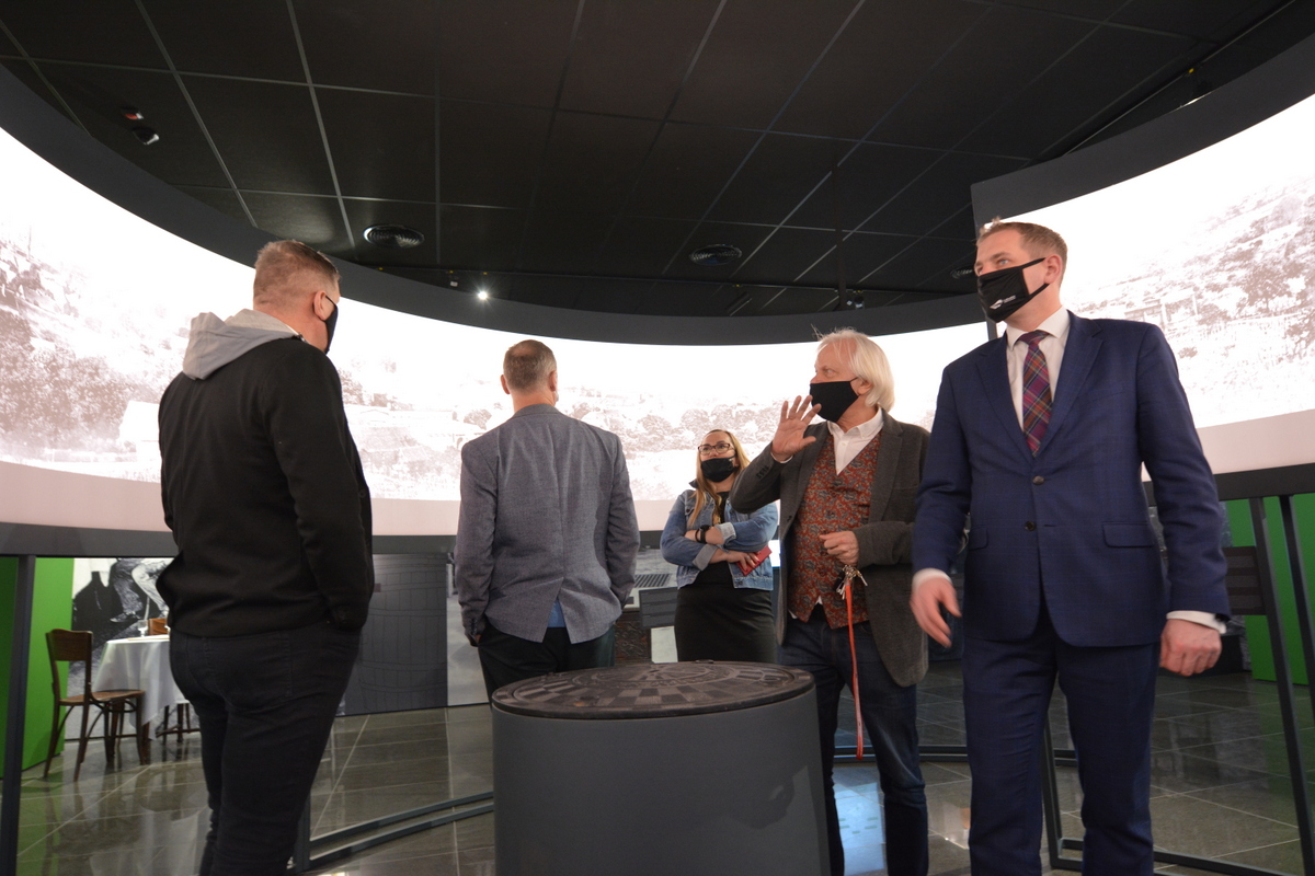 Dobiega końca projekt „Rozbudowa i modernizacja Muzeum Ziemi Lubuskiej”. W środę (3 lutego) wicemarszałek Łukasz Porycki, odwiedził muzeum, aby ocenić efekty prac.