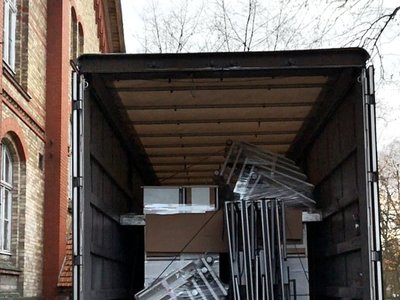 Transport darów od Szwajcarów dla Lubuskiego trafił do Szpitala dla Nerwowo i Psychicznie Chorych w Międzyrzeczu  