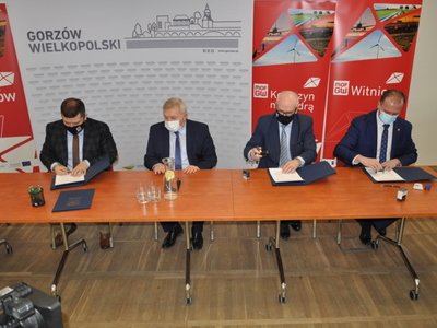 Podpisanie listu intencyjnego w sprawie rozszerzenia MOF-u.