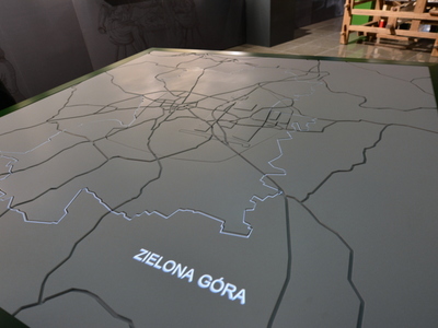 Makieta z mapą Zielonej Gory.
