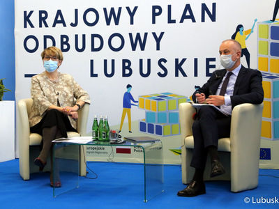 W konferencji udział wzięli m.in. Marszałek Województwa Lubuskiego Elżbieta Anna Polak oraz Członek Zarządu Województwa Lubuskiego Marcin Jabłoński.