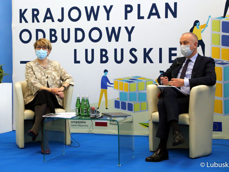 W konferencji udział wzięli m.in. Marszałek Województwa Lubuskiego Elżbieta Anna Polak oraz Członek Zarządu Województwa Lubuskiego Marcin Jabłoński.