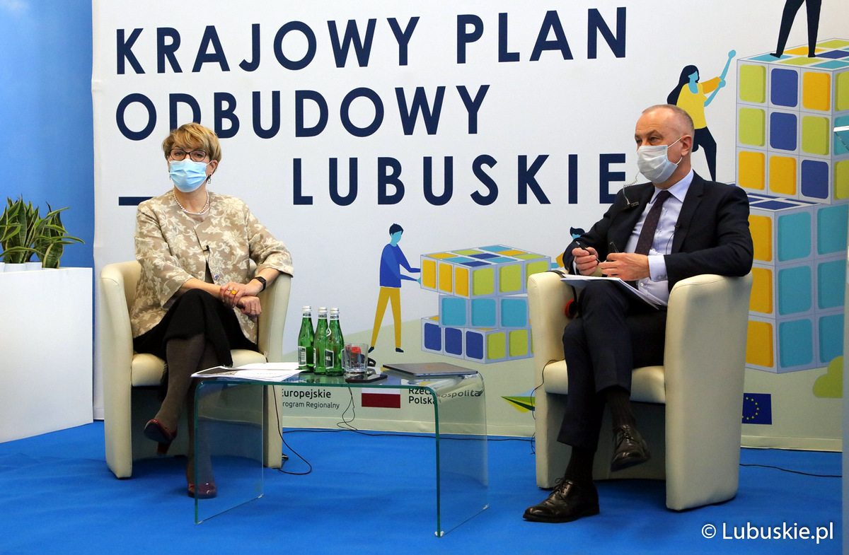 W konferencji udział wzięli m.in. Marszałek Województwa Lubuskiego Elżbieta Anna Polak oraz Członek Zarządu Województwa Lubuskiego Marcin Jabłoński.