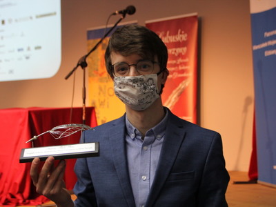 W czwartek (25 lutego), podczas uroczystej gali, która odbyła się w Wojewódzkiej i Miejskiej Bibliotece Publicznej im. Cypriana Norwida w Zielonej Górze, poznaliśmy zwycięzców i wyróżnionych w tegorocznym konkursie „Lubuskie Wawarzyny”. Fot. Aneta Michałowska