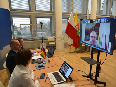 Seminarium online "Jak realizować projekty Interreg? Dobre praktyki i wymiana doświadczeń beneficjentów"