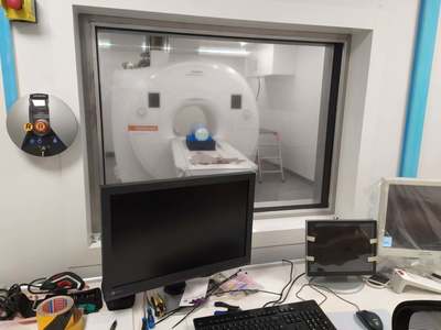 Centrum Zdrowia Matki i Dziecka w Zielonej Górze kończą się prace związane z instalacją tomografu komputerowego. Fot. Szpital Uniwersytecki w Zielonej Górze