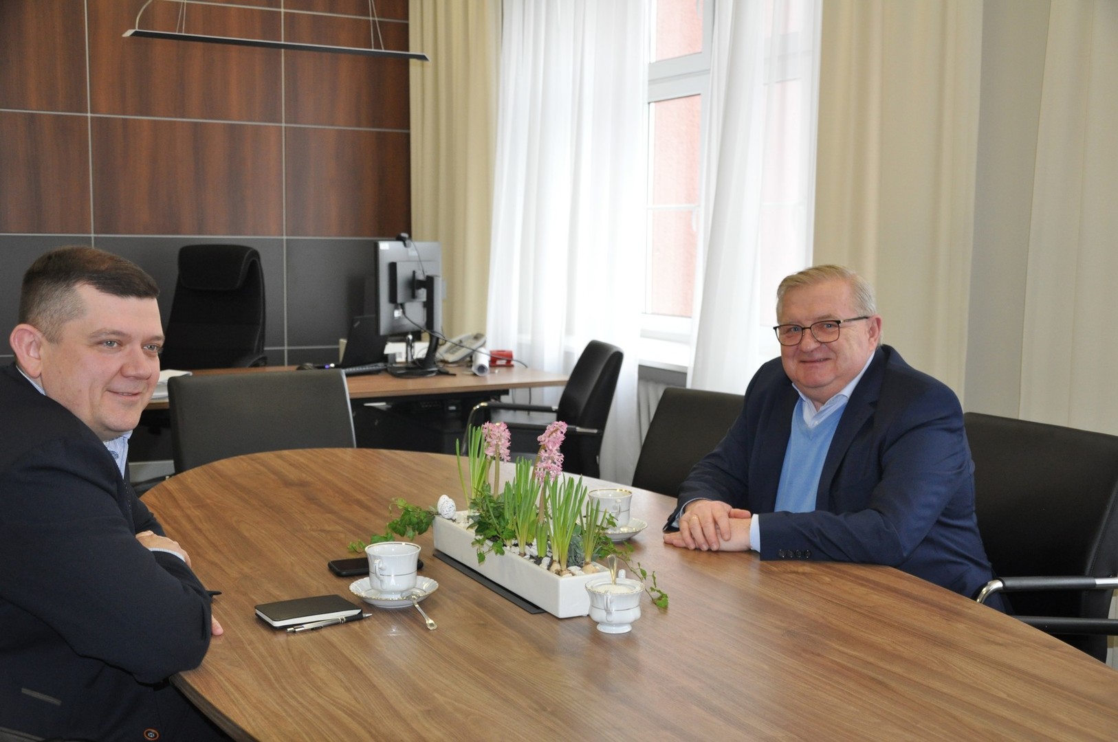 Od lewej: prezydent Jacek Wójcicki, członek zarządu Tadeusz Jędrzejczak.