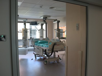 Od 24 maja w trzykondygnacyjnym pawilonie, zbudowanym dla Oddziału Anestezjologii i Intensywnej Terapii, Kliniki Hematologii i Banku Komórek Macierzystych działa już OIOM. Fot. Wielospecjalistyczny Szpital Wojewódzki w Gorzowie Wlkp.