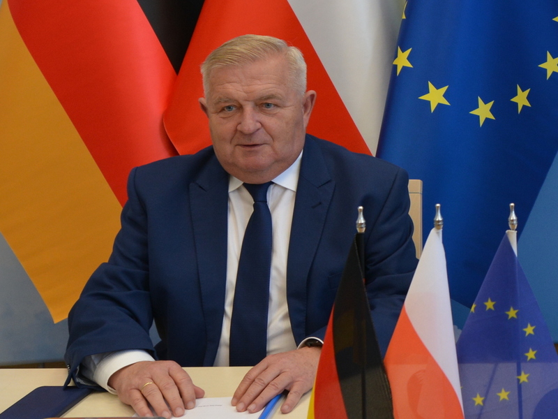 Członek zarządu Tadeusz Jędrzejczak.