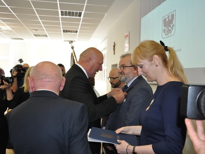Wręczenie odznaczeń w trakcie uroczystej sesji Rady Miasta Gorzowa Wielkopolskiego - 02 lipca 2021 r.