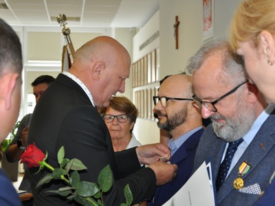 Wręczenie odznaczeń w trakcie uroczystej sesji Rady Miasta Gorzowa Wielkopolskiego - 02 lipca 2021 r.