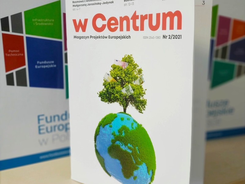 Strona tytułowa Magazynu Projektów Europejskich „w Centrum”, wydania 2/2021.