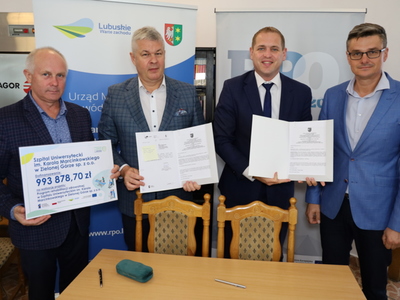 Podpisanie umowy - Szpital Uniwersytecki w Zielonej Górze - Szpital Uniwersytecki w Zielonej Górze
