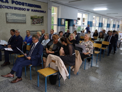 Beneficjenci podczas podpisania umów 