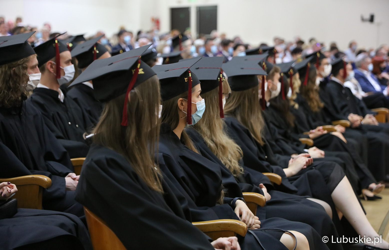 Niestety tym razem, z winy pandemii, aula nie zapełni się studentami