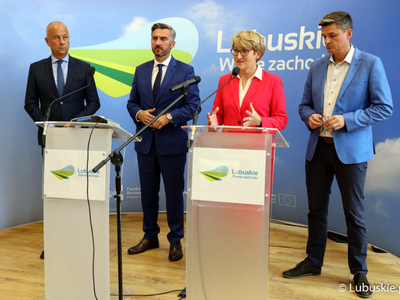 uczestnicy konferencji prasowej