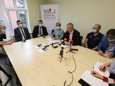 uczestnicy konferencji prasowej