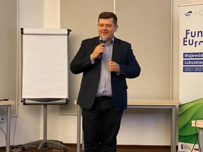 Samorządowcy poznawali w czwartek (21 października) w Gorzowie sekrety Funduszów Europejskich Województwa Lubuskiego. Na zdjęciu prezydent Gorzowa Jacek Wójcicki.