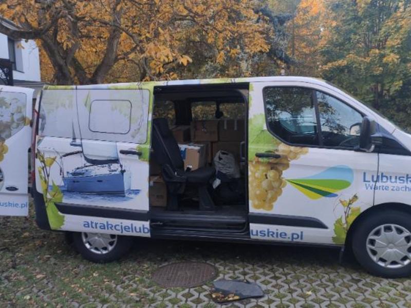 Bus Urzędu Marszałkowskiego gotowy do drogi
