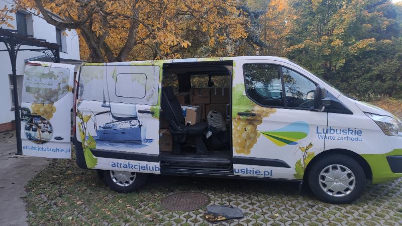 Bus Urzędu Marszałkowskiego gotowy do drogi