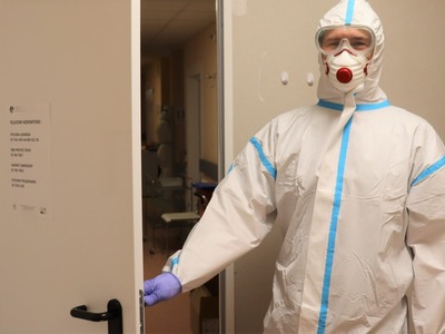 W Wielospecjalistycznym Szpitalu Wojewódzkim w Gorzowie Wlkp. hospitalizowanych jest już 103 pacjentów  z COVID-19 ( stan na 17 listopada)