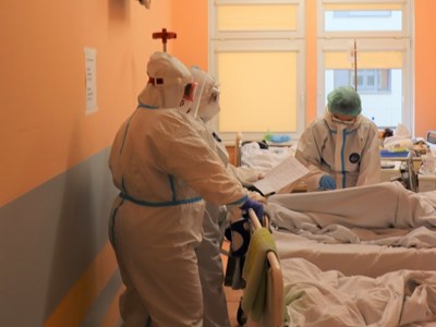 W Wielospecjalistycznym Szpitalu Wojewódzkim w Gorzowie Wlkp. hospitalizowanych jest już 103 pacjentów  z COVID-19 ( stan na 17 listopada)