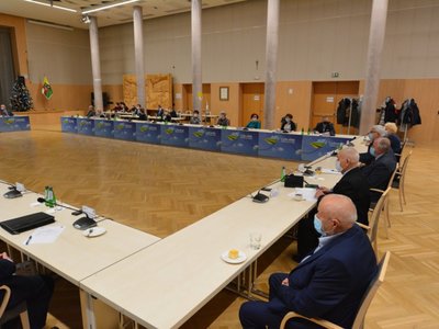 IV sesja Lubuskiego Sejmiku Seniorów - 06 grudnia 2021 r.