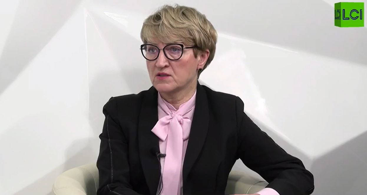 Marszałek Elżbieta Anna Polak w studiu LCI