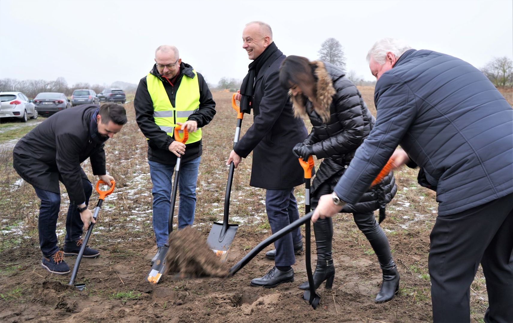 30 grudnia 2021 r. Wbicie pierwszej symbolicznej łopaty pod obwodnicę Trzciela