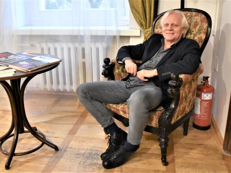 Obecny dyrektor Muzeum Ziemi Lubuskiej Leszek Kania rozpoczął pracę w tej instytucji 2 stycznia 1982 roku. 