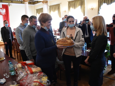 Powitanie rodaków z Kazachstanu w Szprotawie