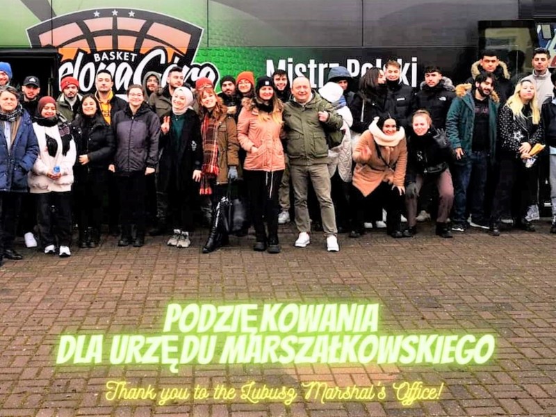 Na wycieczkę po Lubuskiem zaprosił zagranicznych studentów z programu Erasmus Departament Promocji i Strategii Marki Urzędu Marszałkowskiego. 