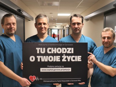 Na zdjęciu od lewej: dr n. med. Paweł Ślozowski, dr n. med. Szymon Waligórski, dr n. med. Seweryn Grudniewicz i lek. med. Oktawian Mirecki.
