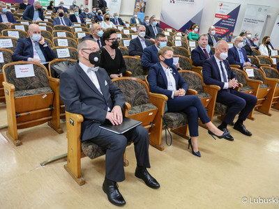 Uczestnicy Gospodarczej Inauguracji Roku 2022 na Uniwersytecie ZIelonogórskim