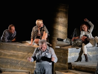 W „To wiem na pewno” występują: Marta Kędziora, Iwona Lach, Anna Maria Wicka, Jerzy Kaczmarowski (Lubuski Teatr), Robert Mania, Tomasz Marczyński.