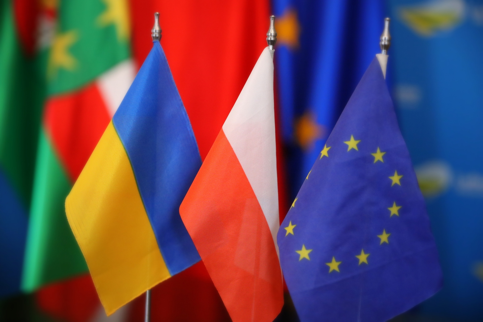 flagi Polski, Ukrainy i UE