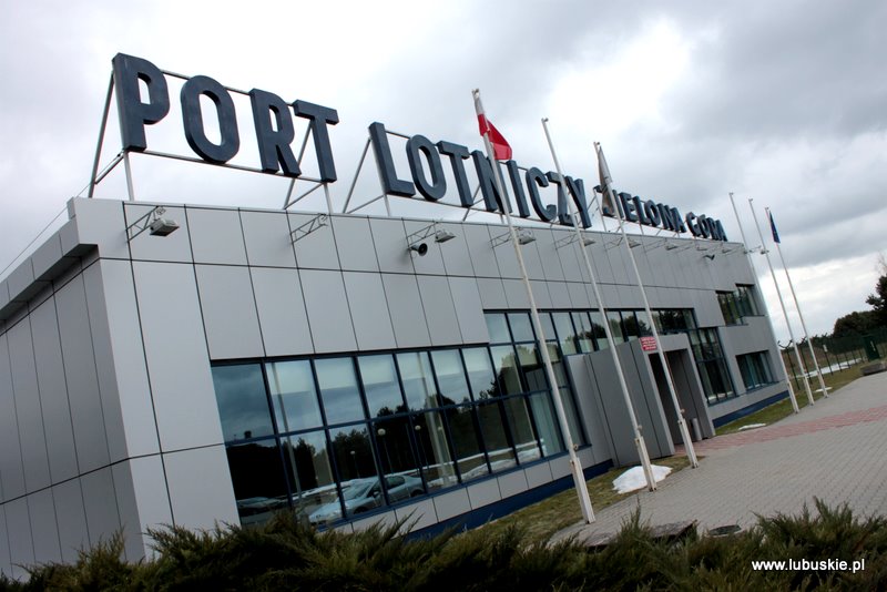 Port lotniczy Zielona Góra 