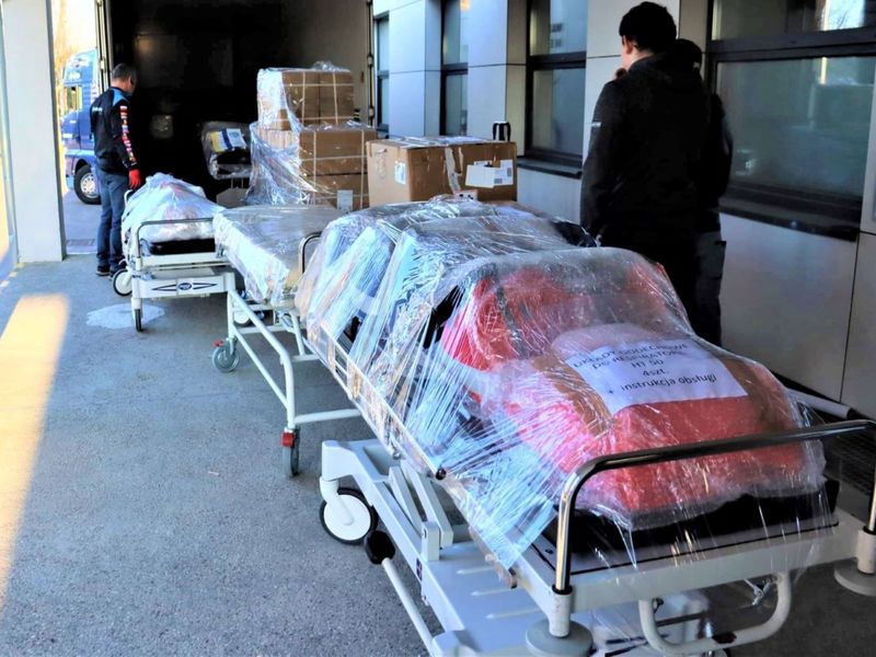 Sprzęt i środki medyczne, zakupione przez Samorząd Województwa Lubuskiego i Wielospecjalistyczny Szpital Wojewódzki w Gorzowie, zostały 3 marca 2022 r. przekazane stronie ukraińskiej 