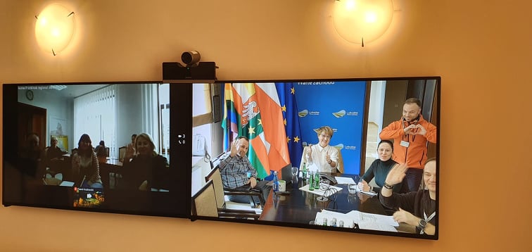 Spotkanie online marszałek Elżbiety Anny Polak z przedstawicielami obwodu Iwano-Frankowskiego
