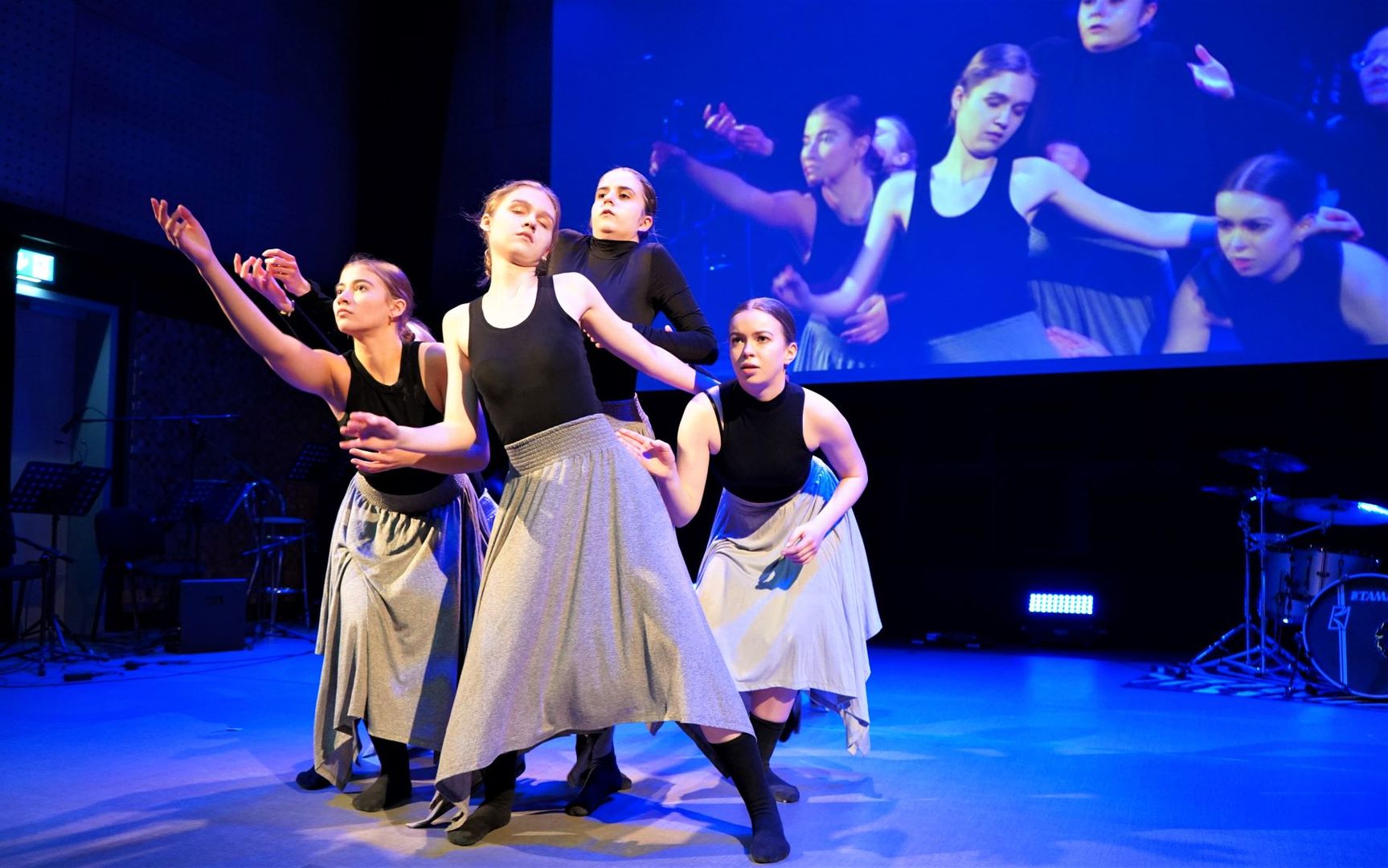 Regionalne Centrum Animacji Kultury w Zielonej Górze otrzyma 100 tys. zł na organizację Programu PRO ARTE 2022 r. Lubuska Gala Teatralna odbędzie się w otwartym w lutym Centrum Kreatywnej Kultury. Na zdjęciu: laureat Lubuskiej  Gali Tanecznej PRO ARTE 2021 – Teatr Ruchu Pracowni Artystycznej „Kulturka” ze Świebodzina.