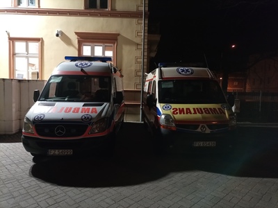Dwie karetki pogotowia - z Zielonej Góry i Gorzowa Wlkp. - które decyzją Zarządu Województwa Lubuskiego zostały przekazane do Lwowskiego Obwodowego Klinicznego Centrum Diagnostycznego w formie darowizny.